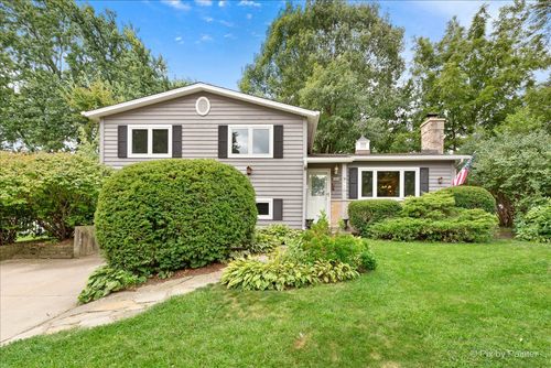 669 Terry Rd, Glendale Heights, IL, 60139-3328 | Card Image