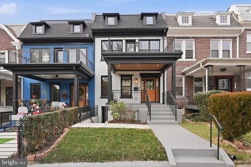 15 Rock Creek Church Rd Nw, WASHINGTON, DC, 20011-6005 | Card Image