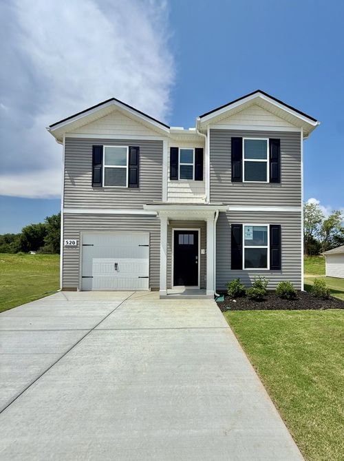 520 Cloudland Dr, Portland, TN, 37148-2270 | Card Image