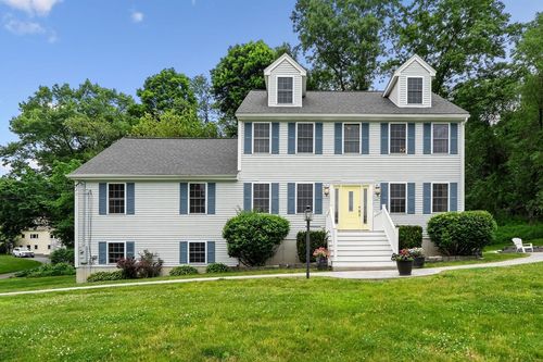 62 Coffey Ave, Haverhill, MA, 01835-7634 | Card Image