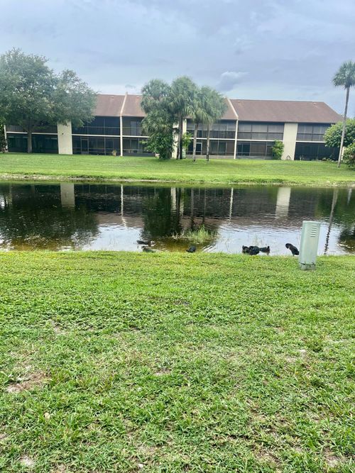 313-3529 Englewood Drive E, Lake Worth, FL, 33467 | Card Image