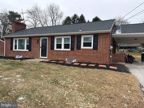 1912 Hilton Ave, DOVER, PA, 17315-3834 | Card Image