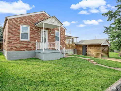 3700 Paule Ave, Saint Louis, MO, 63125-1716 | Card Image