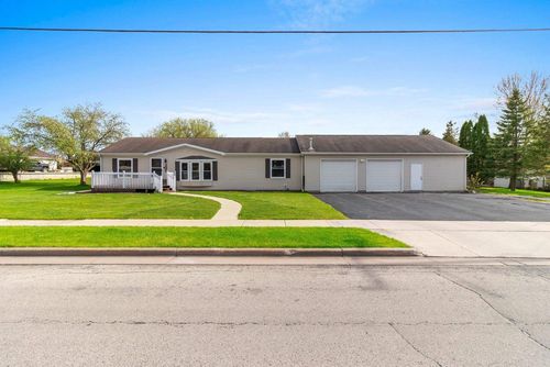 111 E National Avenue, BRILLION, WI, 54110 | Card Image