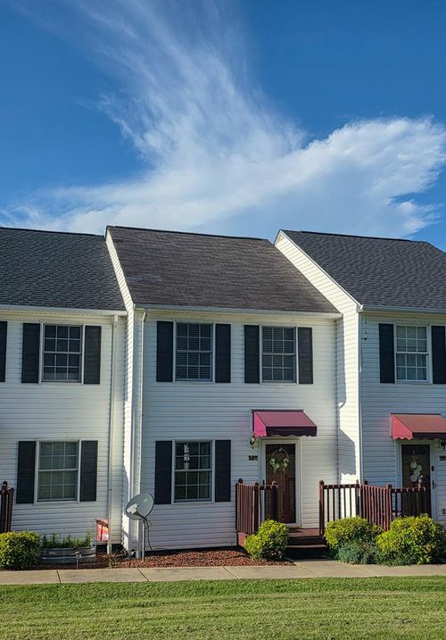580-580 Beaverview Dr, Bristol, VA, 24201-1835 | Card Image