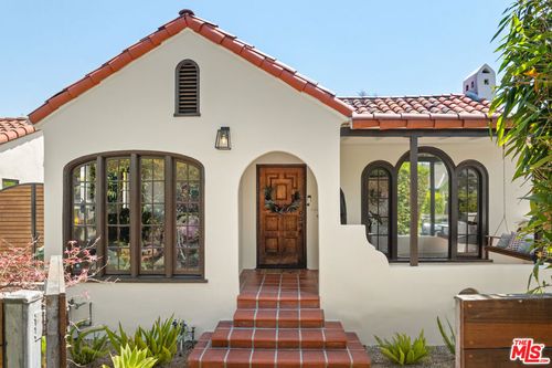 516 N Mansfield Ave, Los Angeles, CA, 90036-3021 | Card Image