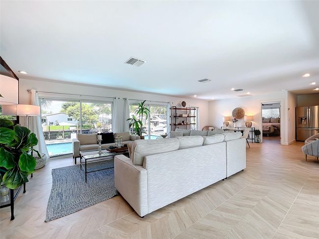 3921 Ne 26 Th Ave, House other with 3 bedrooms, 3 bathrooms and null parking in Lighthouse Point FL | Image 11