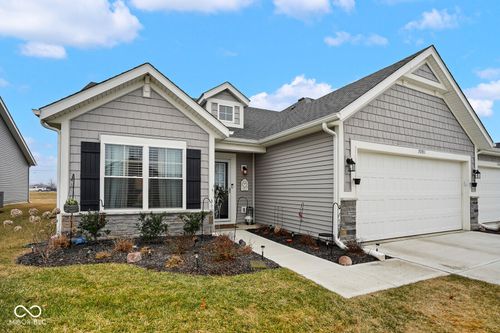 7091 Lillian Pl, Cumberland, IN, 46229-4150 | Card Image