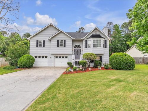 221 Wildwood Cir Se, Calhoun, GA, 30701-3667 | Card Image