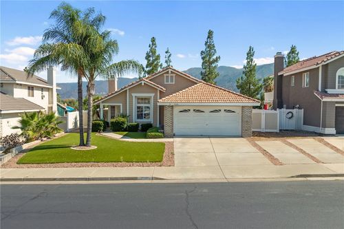 15139 Knollwood St, Lake Elsinore, CA, 92530 | Card Image