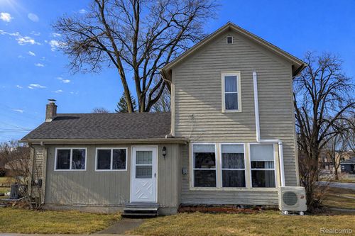 201 S Almer St, Caro, MI, 48723 | Card Image