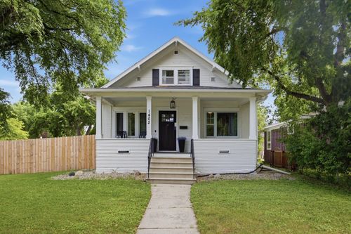 1402 8th Ave S, Fargo, ND, 58103-2532 | Card Image