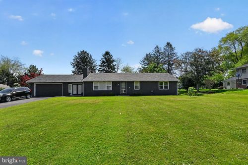525 Mountain Road, DILLSBURG, PA, 17019 | Card Image
