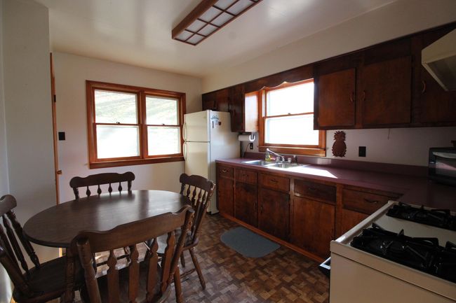 Kitchen and Dinning area | Image 15