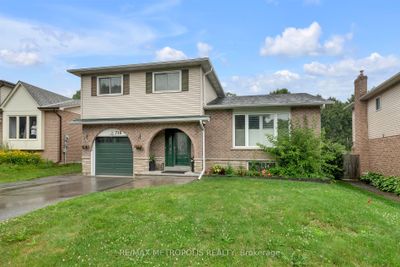 718 Greenbriar Dr, House other with 3 bedrooms, 3 bathrooms and 5 parking in Oshawa ON | Image 1