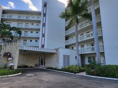 apt-306-3181 S Ocean Dr, Hallandale Beach, FL, 33009-7225 | Card Image