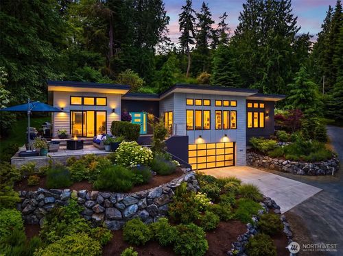 3604 Sunrise View Ln, Greenbank, WA, 98253-9602 | Card Image