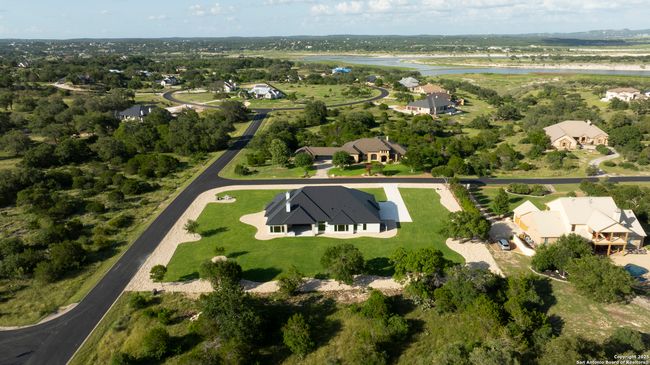 118 Obscure Way, House other with 4 bedrooms, 5 bathrooms and null parking in Spring Branch TX | Image 35