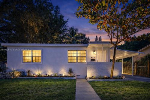 870 Ne 144th St, North Miami, FL, 33161-2334 | Card Image