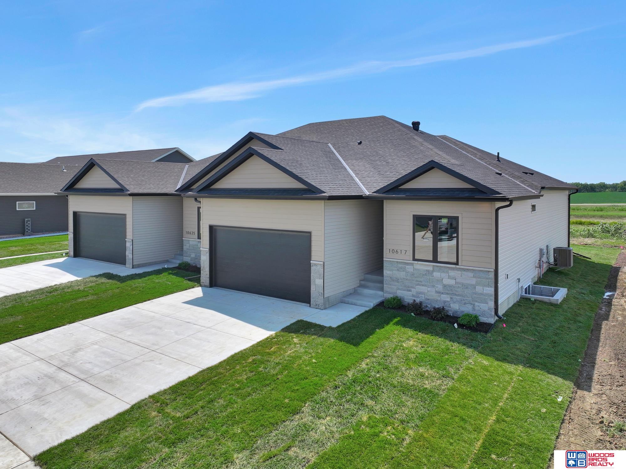 Majestic Ln, Lincoln, NE 68527