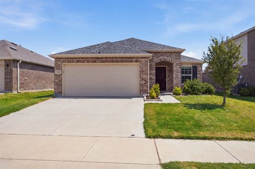 16028 Crews Ave, Haslet, TX, 76052-3856 | Card Image