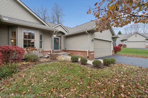 6120 Northridge Hills Dr, Brighton, MI, 48116-3754 | Card Image