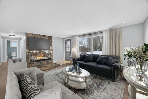 3576 John St, Brechin, ON, L0K1B0 | Card Image