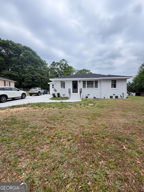 252 E 5th Ave, winder, GA, 30680 | Card Image