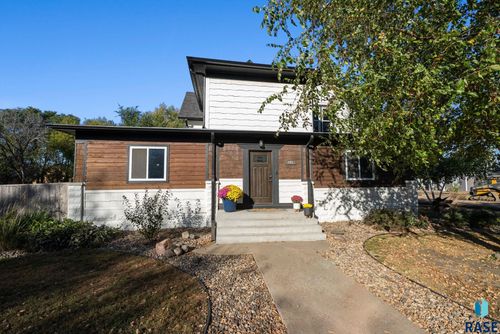 297 N Cedar Ave Avenue, Parker, SD, 57053-2273 | Card Image