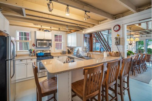 1333 Colchester Point Road, Colchester, VT, 05446 | Card Image