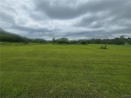 22772 Swan Rd, Watertown, NY, 13601-5372 | Card Image