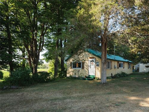 10615 Grandjean Rd, Henderson, NY, 13650-2105 | Card Image