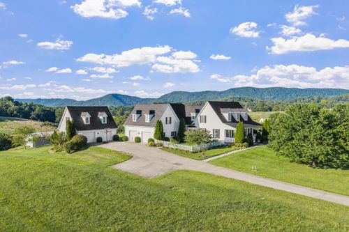4513 Blacksburg Rd, Troutville, VA, 24175-5611 | Card Image