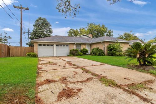 6602 Indian Lake Dr, Missouri City, TX, 77489-2637 | Card Image