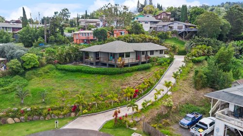 806 Kukia Pl, Kula, HI, 96790-8297 | Card Image