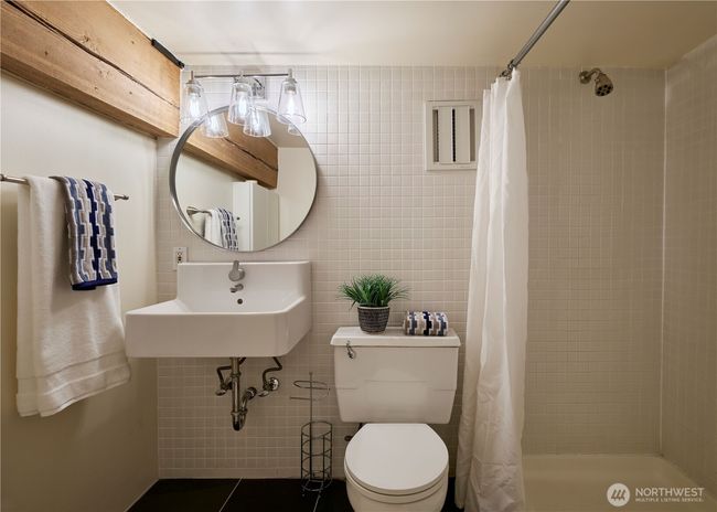 APT-3 - 611 Post Ave, Condo with 1 bedrooms, 2 bathrooms and null parking in Seattle WA | Image 12