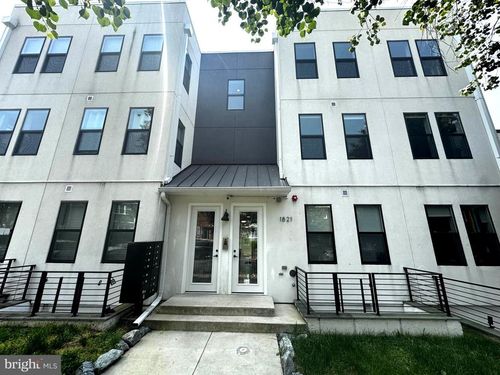apt-3-1821 I St Ne, WASHINGTON, DC, 20002-4060 | Card Image