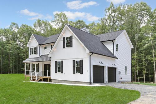28 Forest Hills Ln, Otisville, NY, 10963-2920 | Card Image