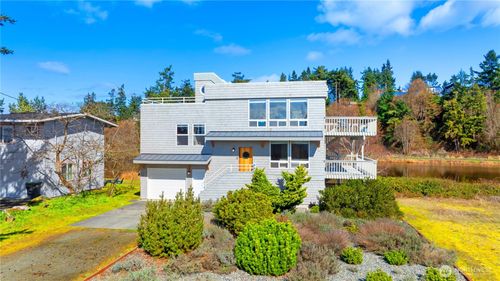 86 Keystone Avenue, Coupeville, WA, 98239 | Card Image