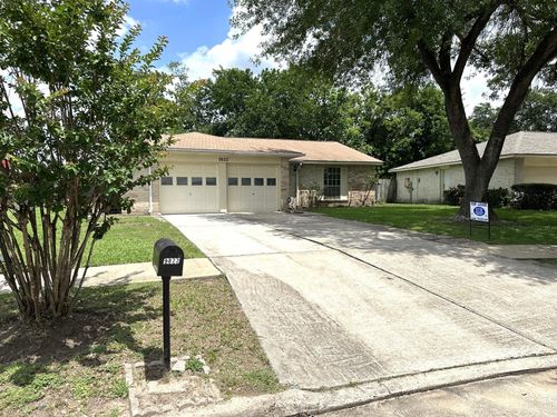 9822 Rumbling Wood Ln, Houston, TX, 77086-2343 | Card Image