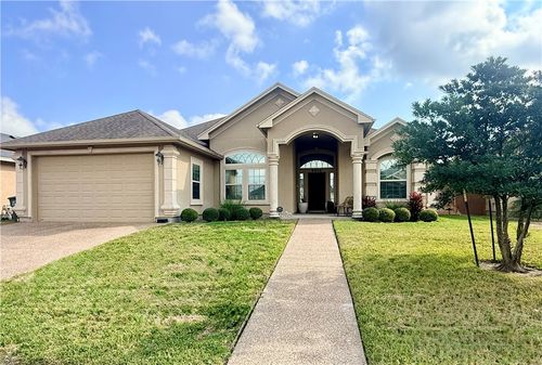 3914 Elvis Dr, Corpus Christi, TX, 78414-5628 | Card Image