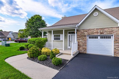 109 Pond Cir, Mount Sinai, NY, 11766-3505 | Card Image