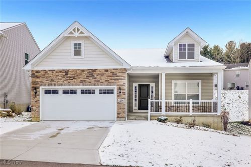 1236 Selena Grv, Uniontown, OH, 44685-8174 | Card Image