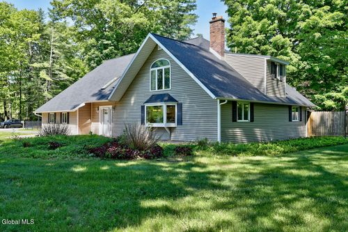 1 Lakeview Dr, Wilton, NY, 12831-1822 | Card Image
