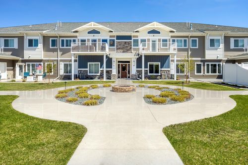 a-2860 Calico Dr S, Fargo, ND, 58104-4538 | Card Image