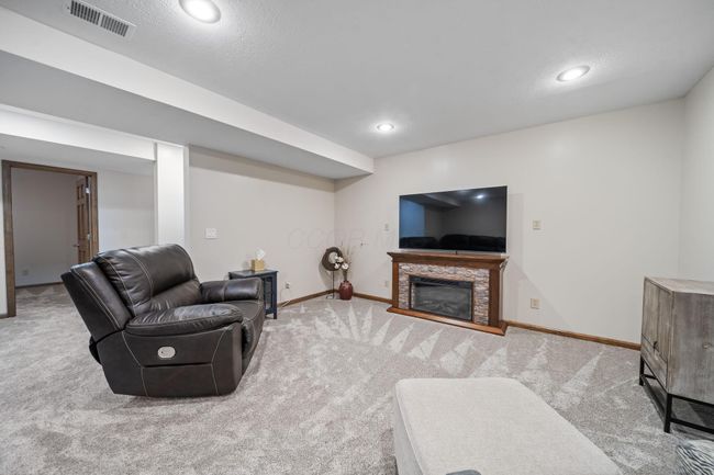 1448 Eagle Way, Condo with 4 bedrooms, 3 bathrooms and null parking in Marion OH | Image 50