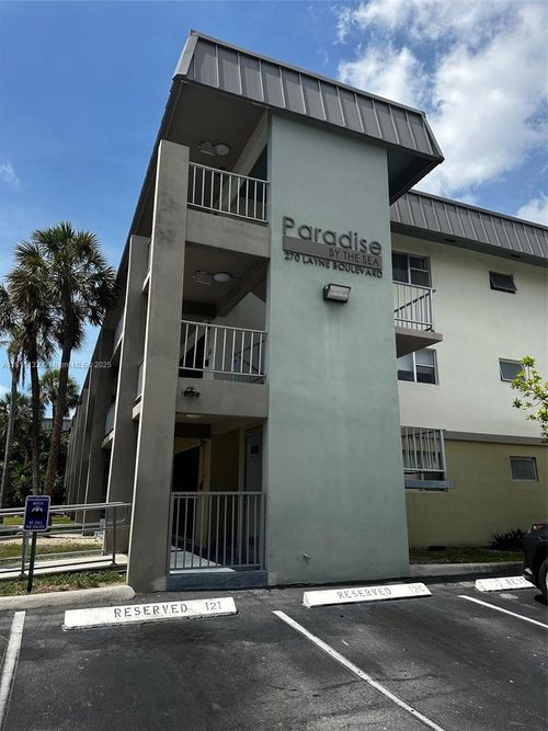 apt-114-270 Layne Blvd, Hallandale Beach, FL, 33009-5775 | Card Image