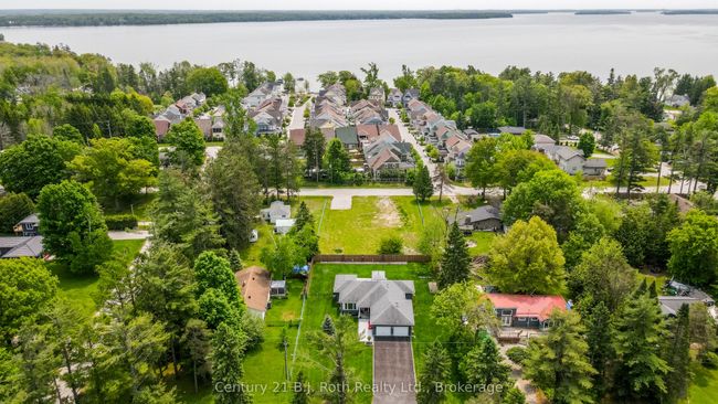 3031 Second St, House other with 3 bedrooms, 2 bathrooms and 6 parking in Severn ON | Image 16