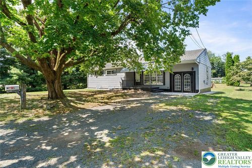16 Boonetown Rd, BIRDSBORO, PA, 19508-8317 | Card Image