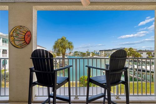 2-152 117th Ave, TREASURE ISLAND, FL, 33706-4508 | Card Image